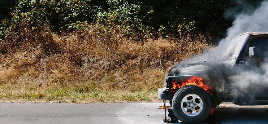 arabanin-duman-atmasi-araba-neden-siyah-duman-atar-banner-4-1772441651